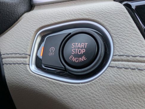 Used 2022 BMW X1 sDrive28i w/ Premium Package image 26