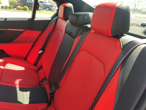 Used 2026 BMW M5 w/ Carbon Package image 19