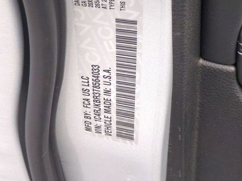 New 2026 Jeep Grand Cherokee L Limited w/ Luxury Tech Group II AWD/4WD image 44