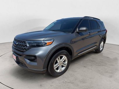 Used 2023 Ford Explorer XLT w/ Class IV Trailer Tow Package