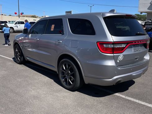Used 2016 Dodge Durango R/T w/ Technology Group AWD/4WD image 4