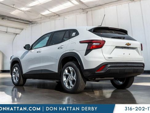 New 2026 Chevrolet Trax LS w/ LS Convenience Package image 29