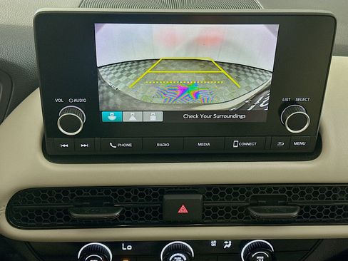 Used 2025 Honda HR-V LX image 21