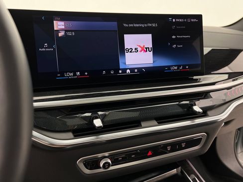 Used 2026 BMW X5 xDrive40i w/ M Sport Package AWD/4WD image 20