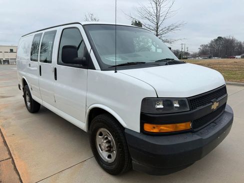 Used 2020 Chevrolet Express 2500 Extended w/ Communications Package RWD image 2