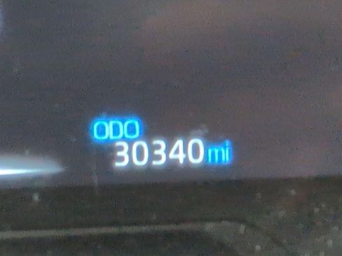 Used 2025 Toyota RAV4 XLE AWD/4WD image 2