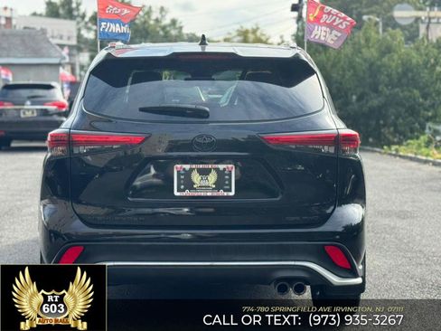 Used 2021 Toyota Highlander XSE image 5