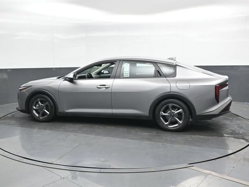 Used 2025 Kia K4 FWD image 9
