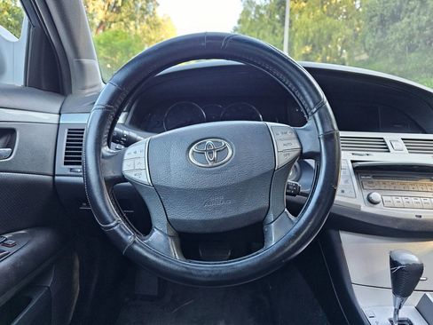 Used 2005 Toyota Avalon Touring image 32