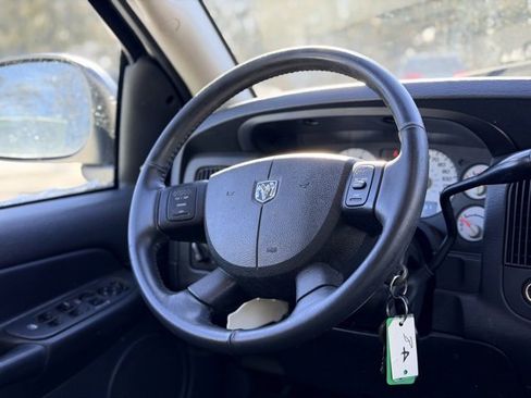 Used 2004 Dodge Ram 1500 Truck SLT w/ Quad Cab Value Group image 18