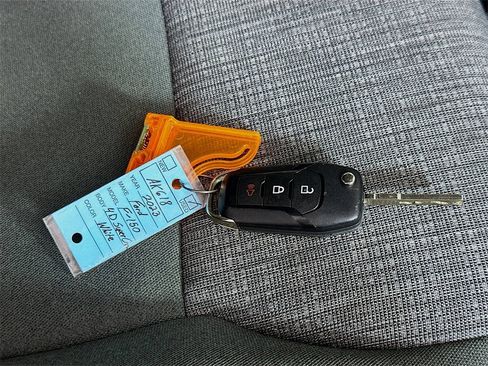 Used 2023 Ford F150 XLT w/ XTR Package image 36