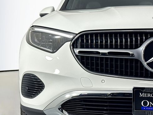 New 2026 Mercedes-Benz GLC 300 image 13