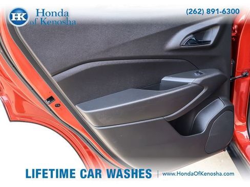 Used 2024 Chevrolet Trax RS w/ Driver Confidence Package FWD image 23