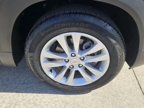 Used 2023 Chevrolet TrailBlazer LS image 12