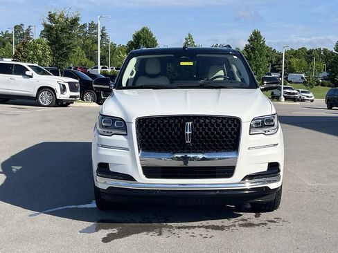 Used 2024 Lincoln Navigator Black Label AWD/4WD image 8