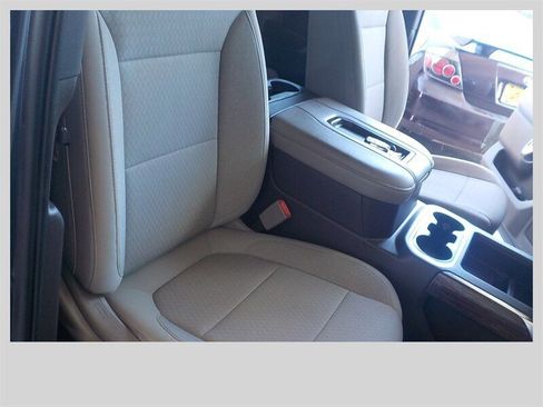 Used 2020 GMC Sierra 1500 Elevation w/ Elevation Value Package AWD/4WD image 37