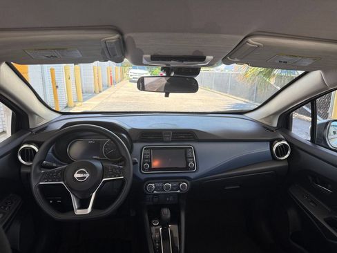 Used 2025 Nissan Versa SV FWD image 31