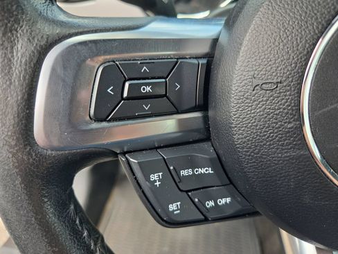Used 2015 Ford Mustang GT Premium RWD image 30