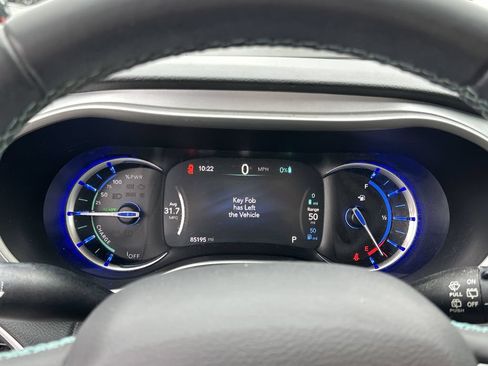 Certified 2018 Chrysler Pacifica Touring-L FWD image 13