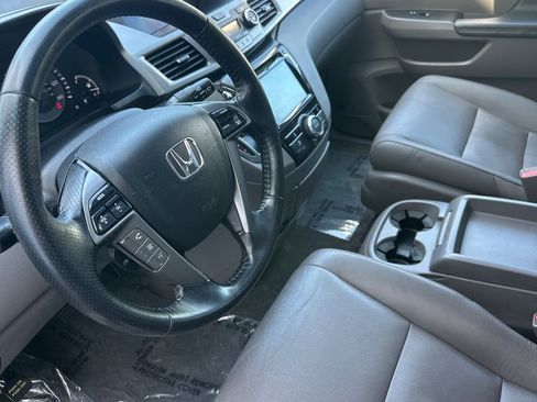 Used 2017 Honda Odyssey EX-L image 4