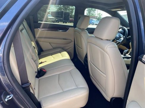 Used 2019 Cadillac XT5 Luxury image 23