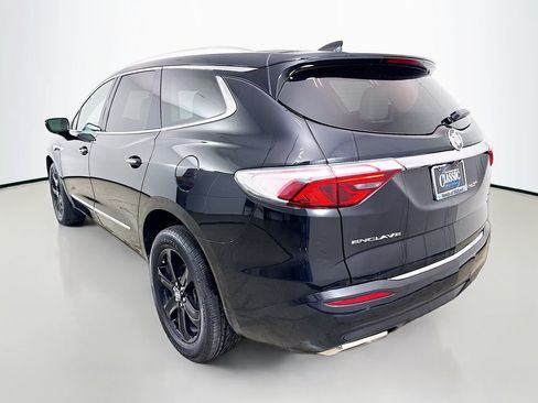 Used 2023 Buick Enclave Essence w/ Sport Touring Edition FWD image 5