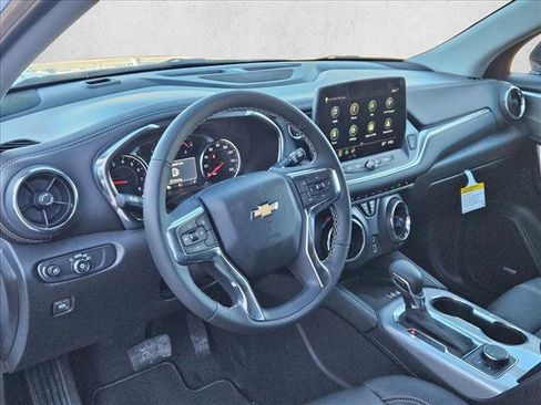 New 2026 Chevrolet Blazer LT w/ Sound & Technology Package FWD image 3