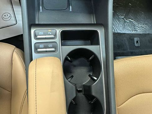 New 2025 Hyundai Sonata Limited image 19