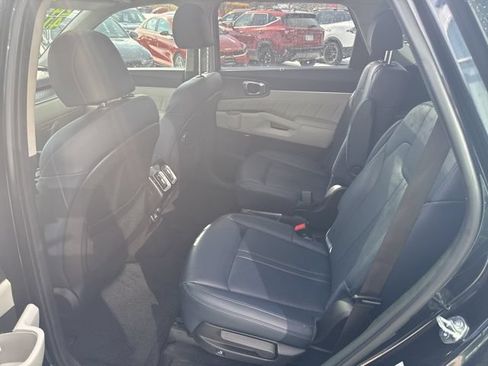 Used 2024 Kia Sorento SX Prestige AWD/4WD image 9