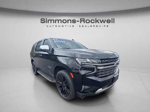Used 2023 Chevrolet Tahoe Premier w/ Premium Package AWD/4WD image 5