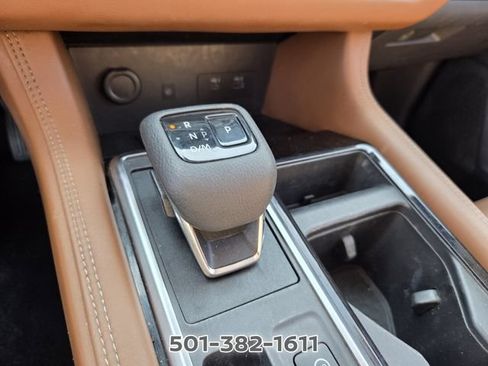 Used 2022 Nissan Pathfinder Platinum w/ Cargo Package FWD image 23