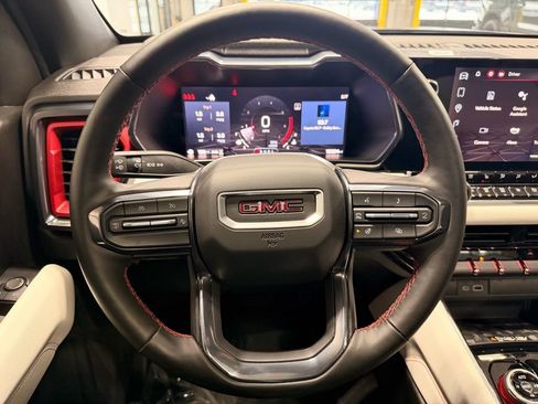 Used 2024 GMC Canyon AT4X AWD/4WD image 30