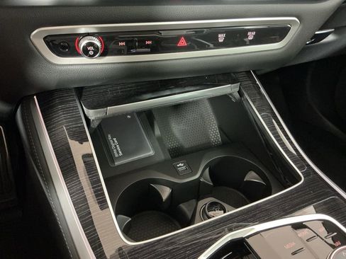 New 2026 BMW X5 xDrive40i w/ M Sport Package image 16