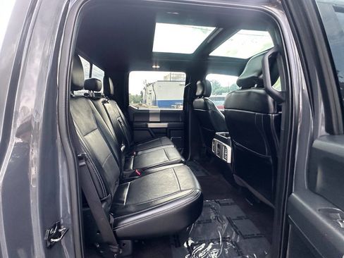 Used 2016 Ford F150 Lariat image 18