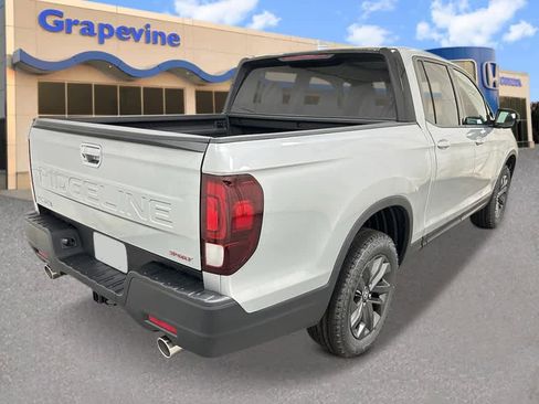 New 2026 Honda Ridgeline Sport image 5