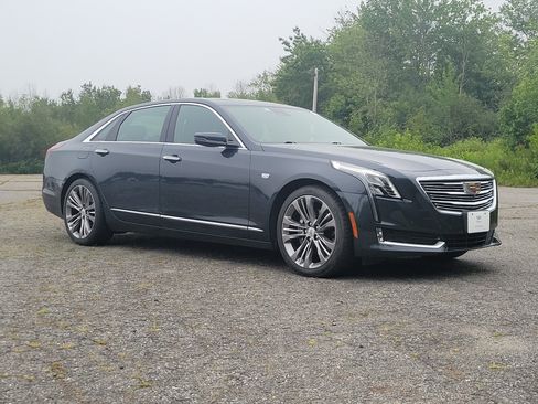Used 2018 Cadillac CT6 Platinum AWD/4WD image 3