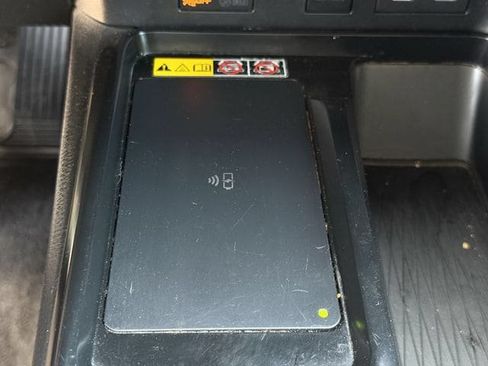 Used 2025 Toyota Camry LE FWD image 22