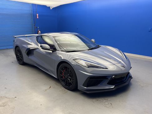 Used 2025 Chevrolet Corvette Stingray Coupe w/ Z51 Performance Package RWD image 2