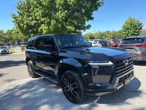 Certified 2024 Lexus GX 550 w/ Accessory Package (2T) AWD/4WD image 10