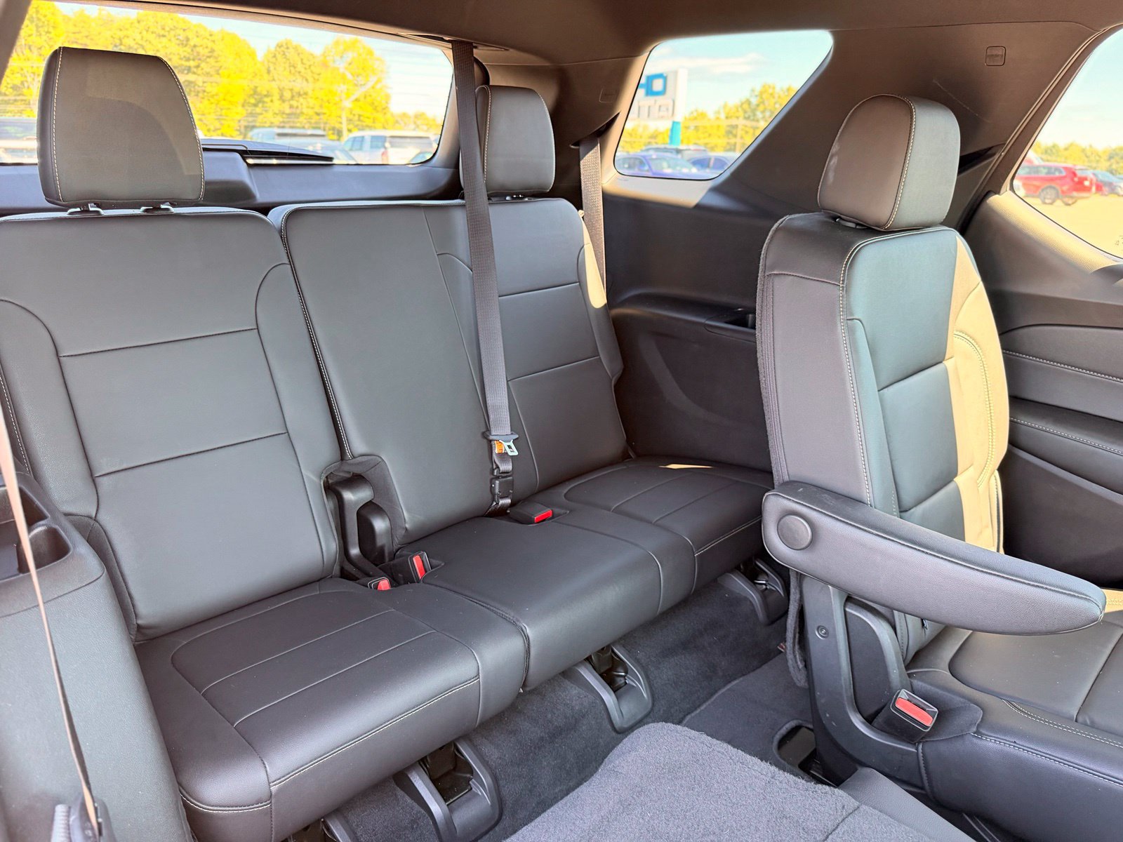 Used 2022 Chevrolet Traverse LT AWD/4WD image 27