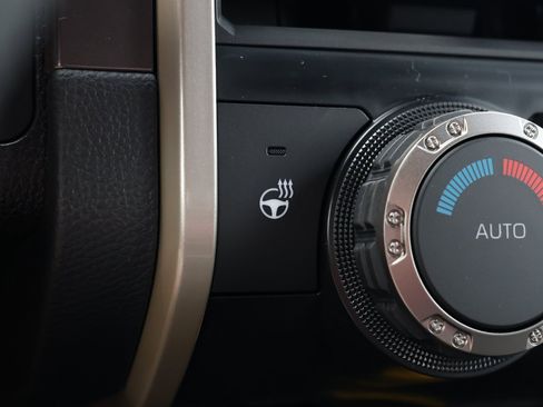 New 2025 Toyota Tacoma TRD Off-Road image 4