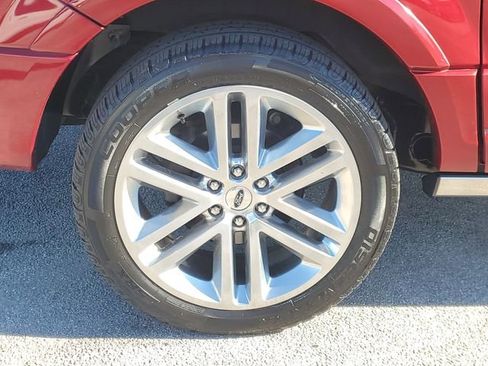 Certified 2017 Ford Expedition EL Platinum image 5