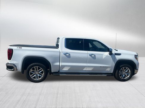 Used 2021 GMC Sierra 1500 SLT w/ SLT Premium Plus Package AWD/4WD image 3