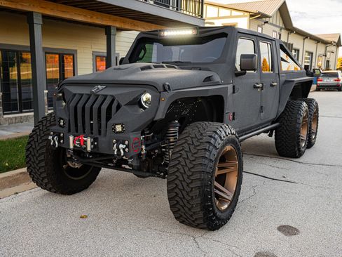 Used 2021 Jeep Gladiator Overland w/ Popular Equipment Package image 41