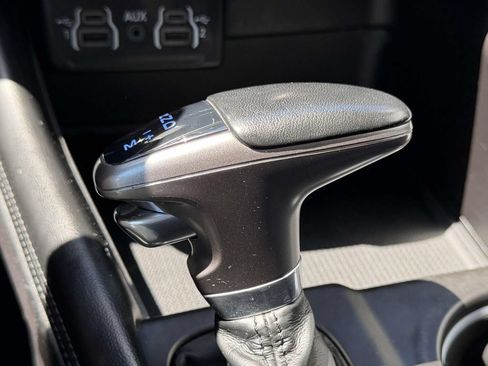 Used 2022 Dodge Durango SXT AWD/4WD image 31