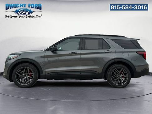 Certified 2025 Ford Explorer ST AWD/4WD image 2
