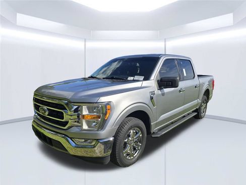 Used 2021 Ford F150 XLT w/ Equipment Group 301A Mid RWD image 4
