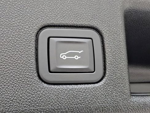 Used 2019 Chevrolet Equinox Premier AWD/4WD image 32
