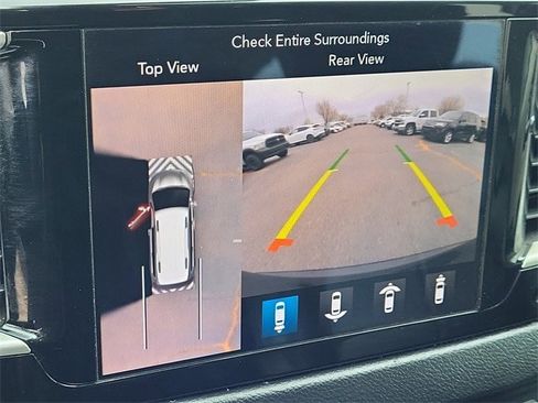 Used 2019 Chrysler Pacifica Touring-L w/ Advanced Safetytec Group image 25