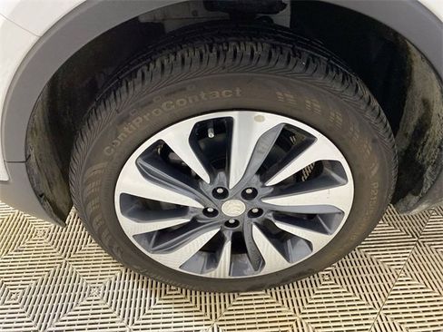 Certified 2022 Buick Encore Preferred image 22